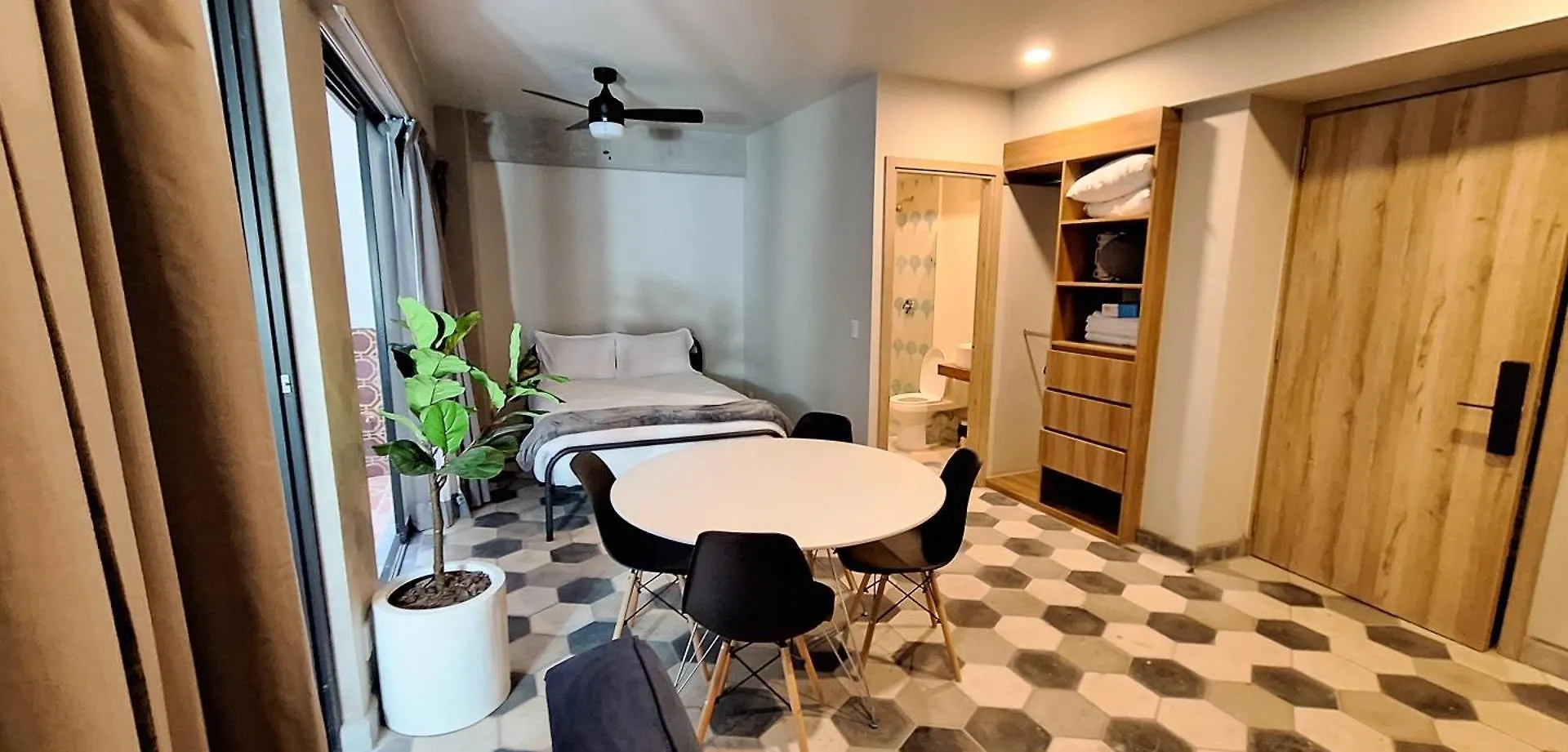 Aparthotel Casa 8 Guadalajara